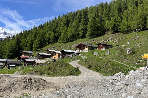 Randonnée panoramique dans le Lötschental