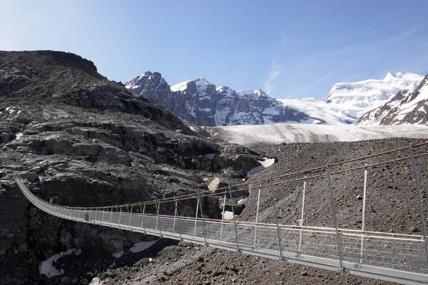 Die Hängebrücke von Corbassière