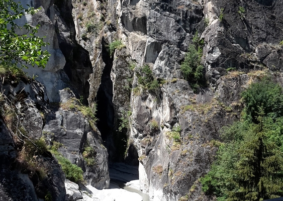 Pont suspendu des gorges de Massa