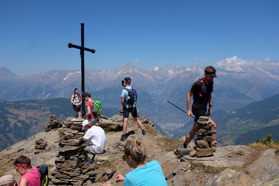 Arrivée à destination au sommet du Wannehorn 