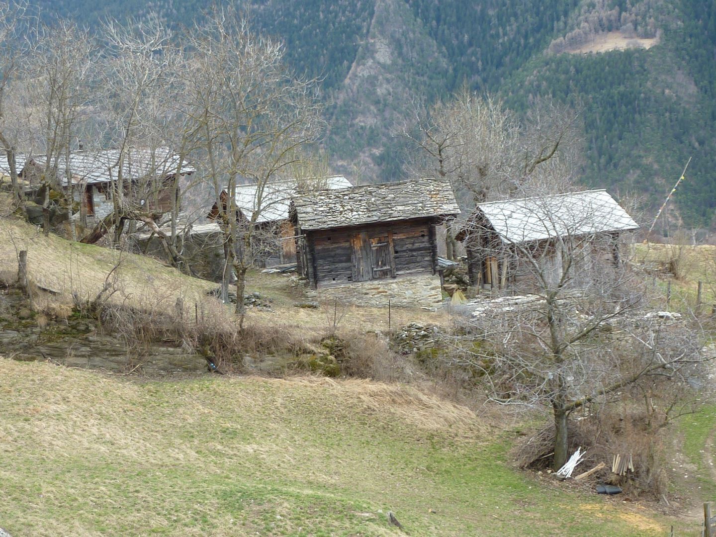 Un petit hameau en route